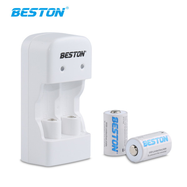 Bộ Sạc Beston CD643 kèm 02 viên pin CR2 300mAh